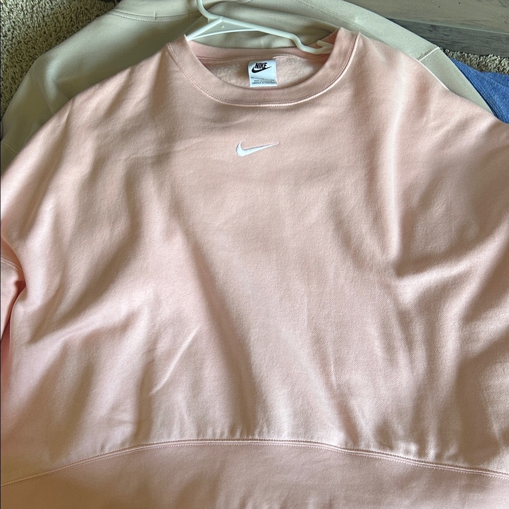 Nike Blush Pink Crewneck Sweatshirt